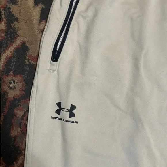 Under Armour Men's Cream Jogger Pants - Picture 2 of 4